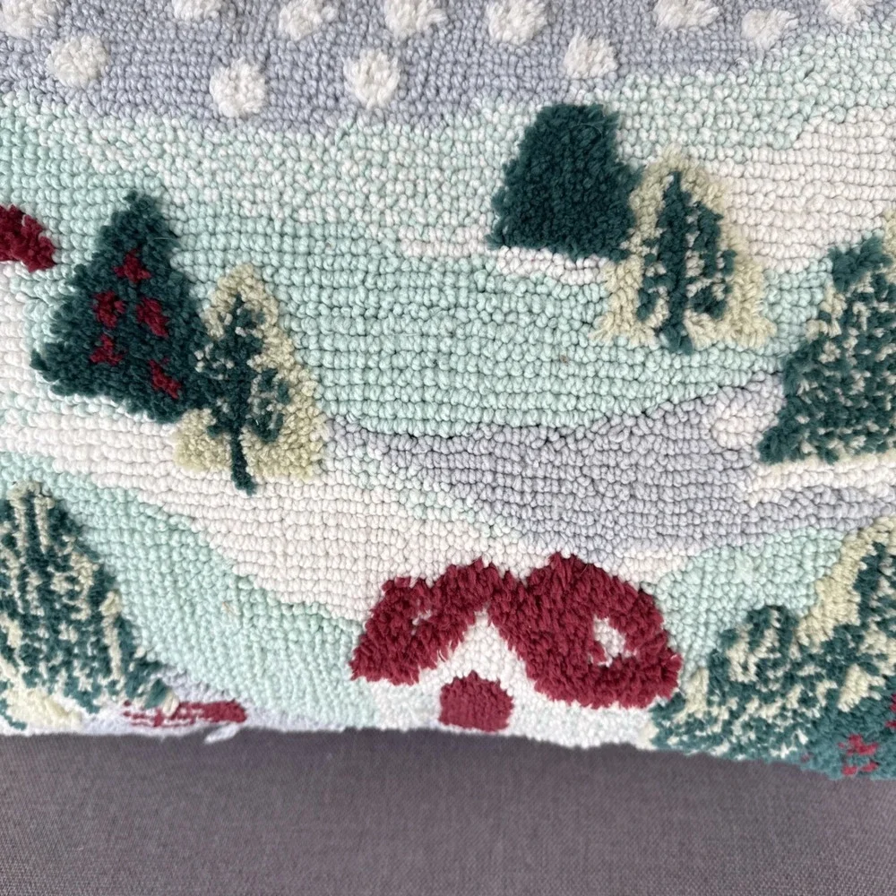 Better Homes & Garden‎ Holiday Village Outdoor Throw Pillow 14x20 Raised Loop